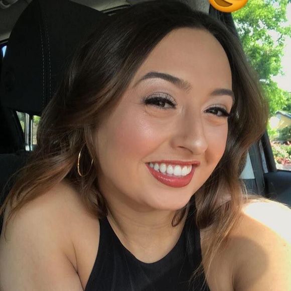 Meet your Posher, Kayla - Picture 1 of 1